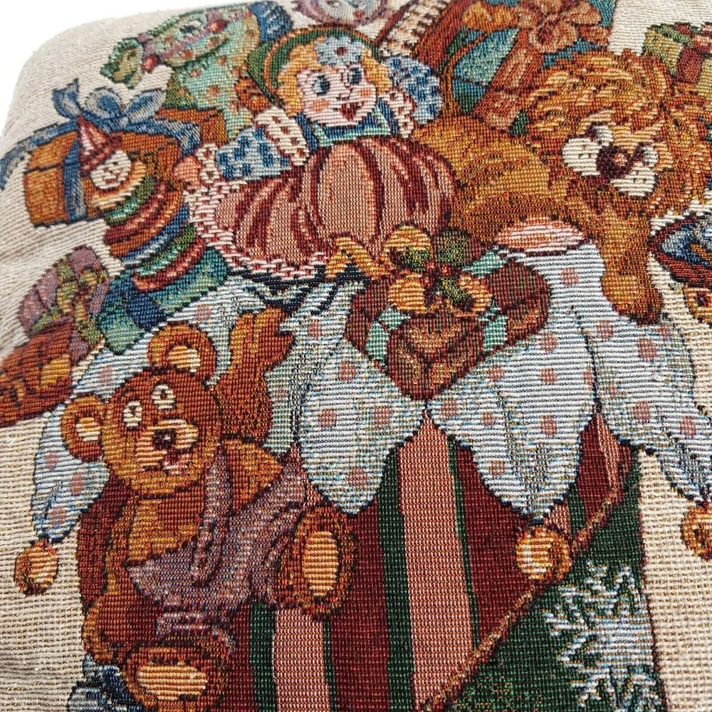 Vintage Christmas Tapestry Throw Pillow Cream Green Stocking Toys 16” X 12” Xmas